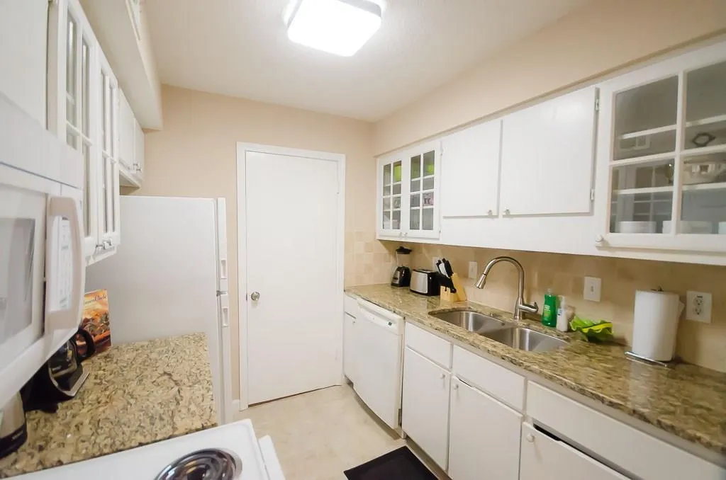 1010 Wingate Way, Atlanta, Georgia 30350, 2 Bedrooms Bedrooms, ,2 BathroomsBathrooms,Residential,Sold,1010 Wingate Way,5814614