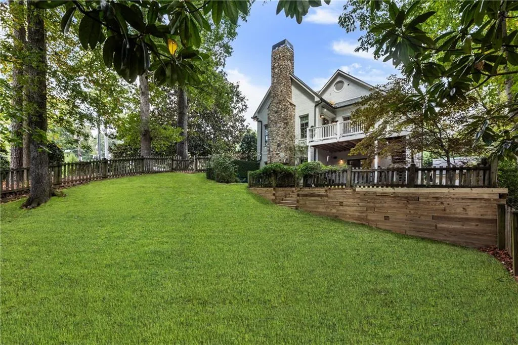 2819 Castlewood Drive Nw, Atlanta, Georgia 30327, 5 Bedrooms Bedrooms, ,5 BathroomsBathrooms,Residential,For Sale,2819 Castlewood Drive Nw,7639916