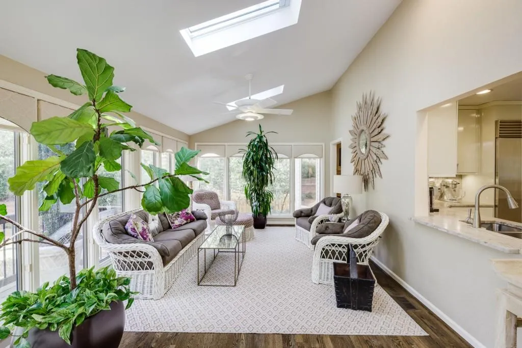 140 Old College Way, Sandy Springs, Georgia 30328, 4 Bedrooms Bedrooms, ,3 BathroomsBathrooms,Residential,Sold,140 Old College Way,7194587