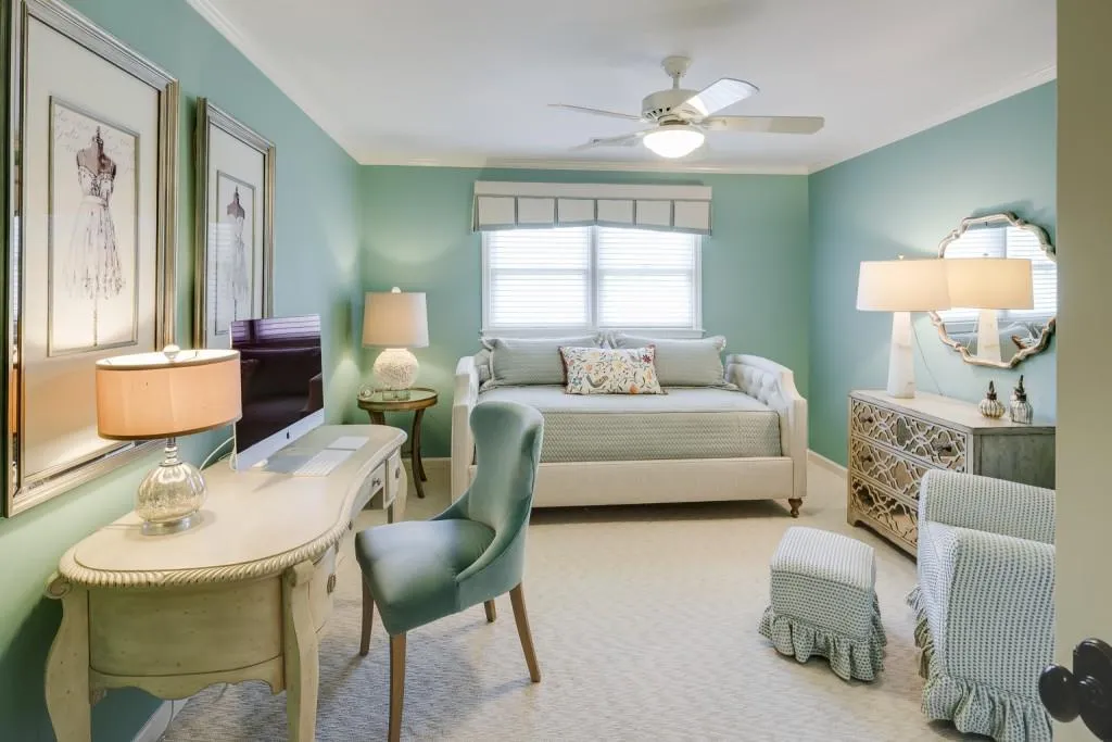 140 Old College Way, Sandy Springs, Georgia 30328, 4 Bedrooms Bedrooms, ,3 BathroomsBathrooms,Residential,Sold,140 Old College Way,7194587