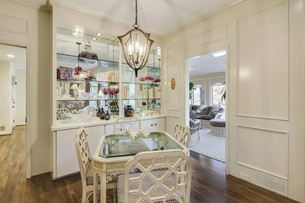 140 Old College Way, Sandy Springs, Georgia 30328, 4 Bedrooms Bedrooms, ,3 BathroomsBathrooms,Residential,Sold,140 Old College Way,7194587