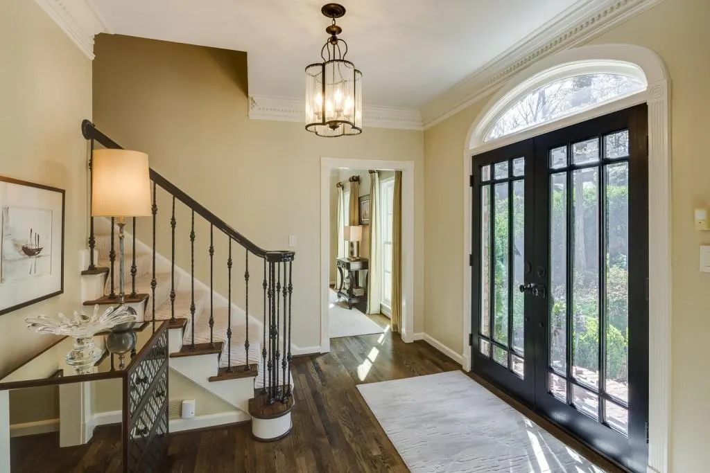 140 Old College Way, Sandy Springs, Georgia 30328, 4 Bedrooms Bedrooms, ,3 BathroomsBathrooms,Residential,Sold,140 Old College Way,7194587