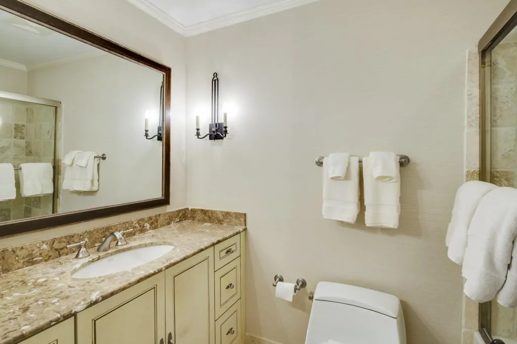 140 Old College Way, Sandy Springs, Georgia 30328, 4 Bedrooms Bedrooms, ,3 BathroomsBathrooms,Residential,Sold,140 Old College Way,7194587