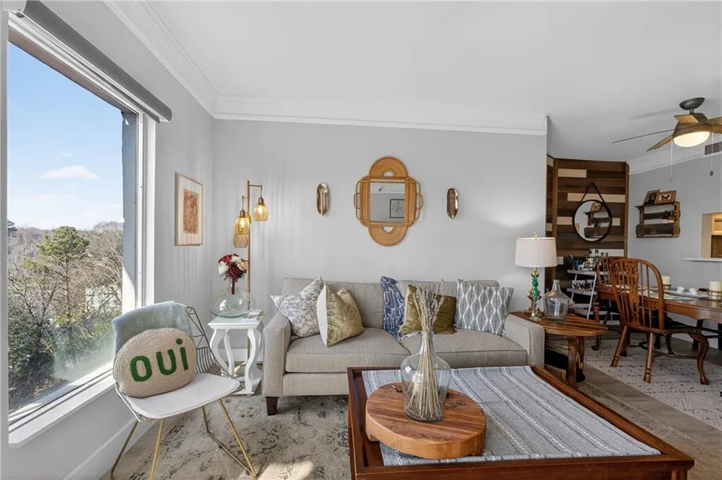 1 Biscayne Drive Nw Unit 309, Atlanta, Georgia 30309, 1 Bedroom Bedrooms, 0 ,1 BathroomBathrooms,Residential,For Sale,1 Biscayne Drive Nw Unit 309,7718062