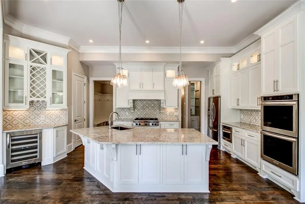 3067 Oglethorpe Way, Brookhaven, Georgia 30319, 5 Bedrooms Bedrooms, ,5 BathroomsBathrooms,Residential,Sold,3067 Oglethorpe Way,5713323