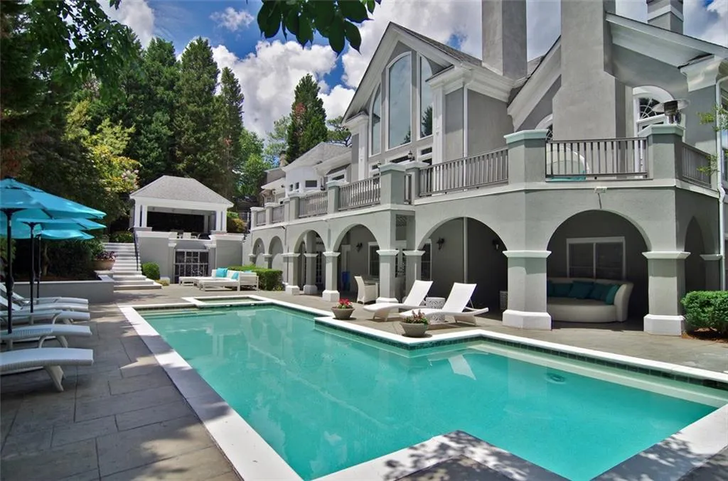 125 Helmsley Drive, Atlanta, Georgia 30327, 5 Bedrooms Bedrooms, ,5 BathroomsBathrooms,Residential,Sold,125 Helmsley Drive,5779307