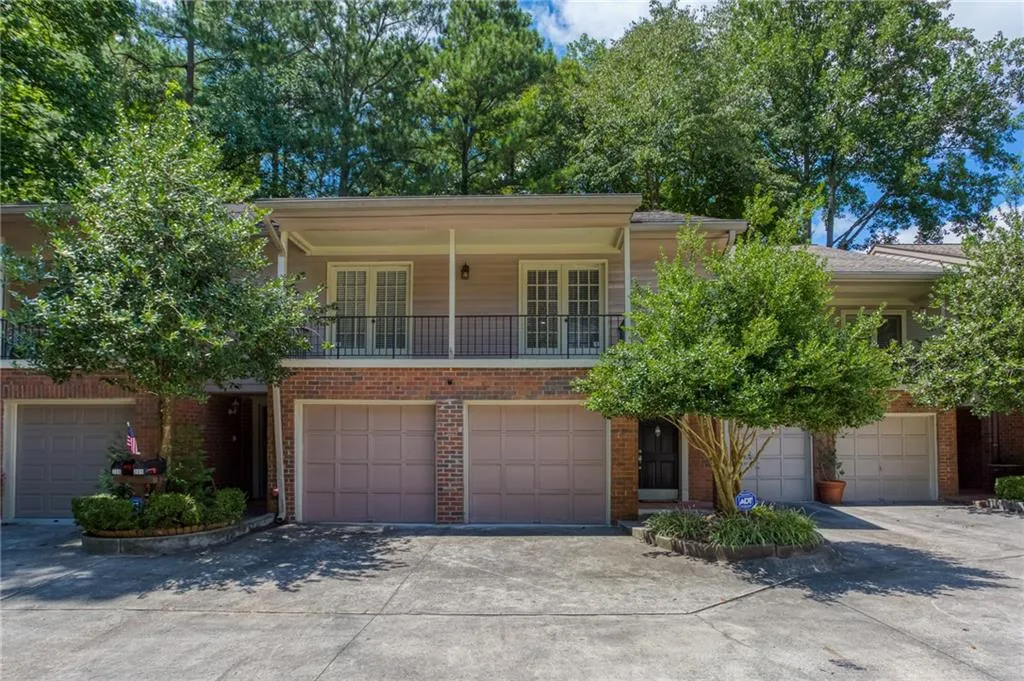 305 Brandywine Circle, Atlanta, Georgia 30350, 3 Bedrooms Bedrooms, ,2 BathroomsBathrooms,Residential,Sold,305 Brandywine Circle,6934031