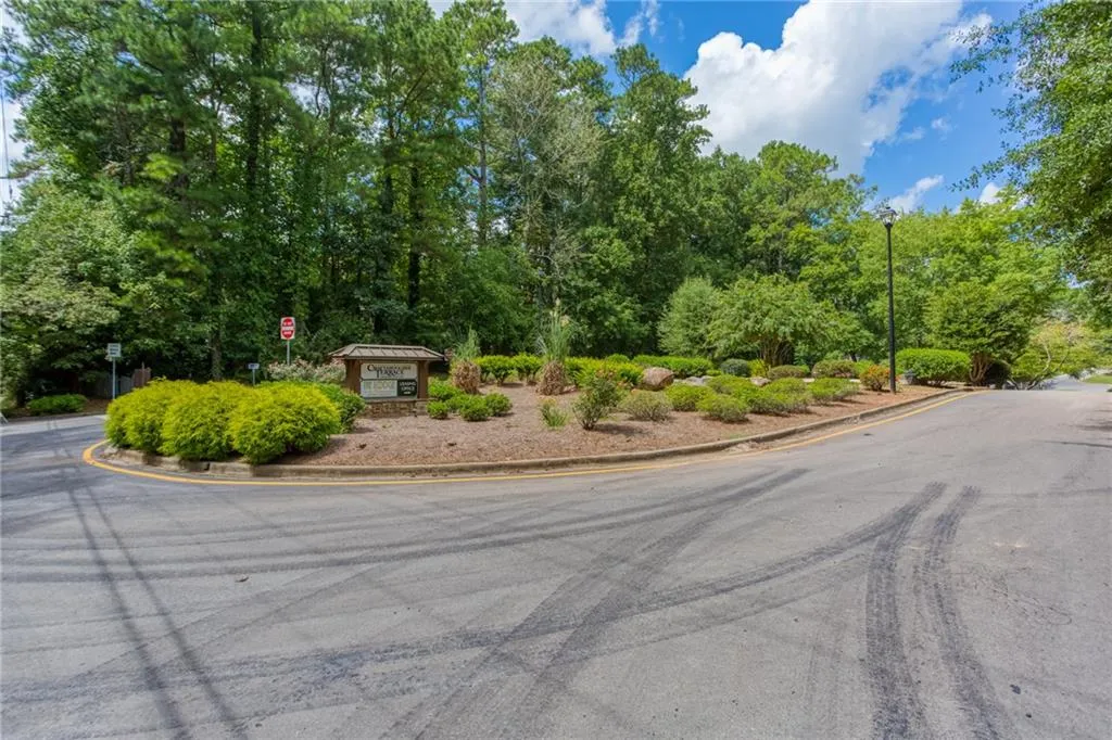 305 Brandywine Circle, Atlanta, Georgia 30350, 3 Bedrooms Bedrooms, ,2 BathroomsBathrooms,Residential,Sold,305 Brandywine Circle,6934031
