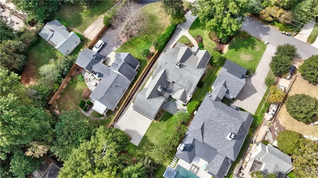 4745 E Conway Drive Nw, Atlanta, Georgia 30327, 5 Bedrooms Bedrooms, ,5 BathroomsBathrooms,Residential,For Sale,4745 E Conway Drive Nw,7644917