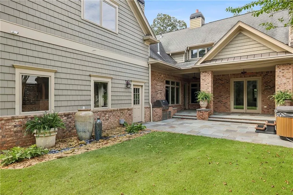 4745 E Conway Drive Nw, Atlanta, Georgia 30327, 5 Bedrooms Bedrooms, ,5 BathroomsBathrooms,Residential,For Sale,4745 E Conway Drive Nw,7644917