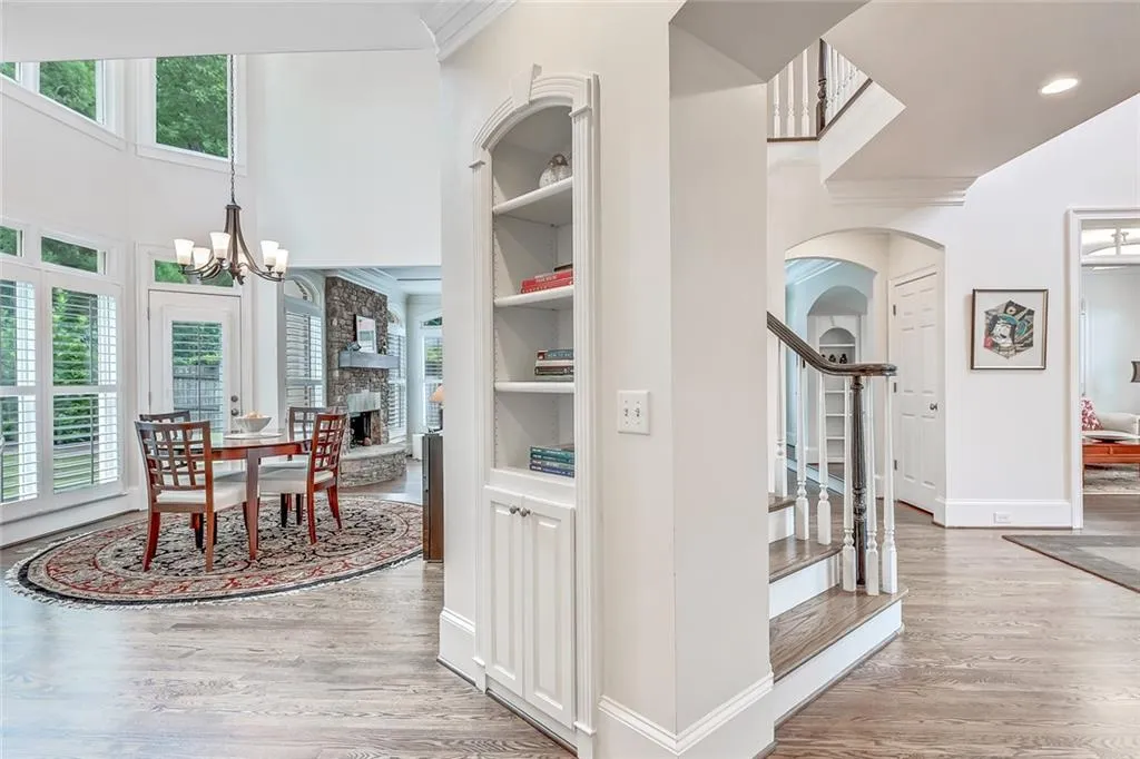 265 Spalding Springs Lane, Sandy Springs, Georgia 30350, 5 Bedrooms Bedrooms, ,4 BathroomsBathrooms,Residential,Sold,265 Spalding Springs Lane,6518661