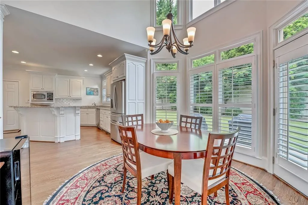 265 Spalding Springs Lane, Sandy Springs, Georgia 30350, 5 Bedrooms Bedrooms, ,4 BathroomsBathrooms,Residential,Sold,265 Spalding Springs Lane,6518661