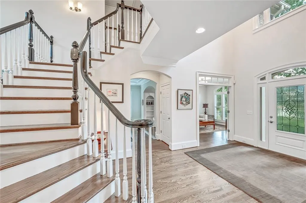 265 Spalding Springs Lane, Sandy Springs, Georgia 30350, 5 Bedrooms Bedrooms, ,4 BathroomsBathrooms,Residential,Sold,265 Spalding Springs Lane,6518661