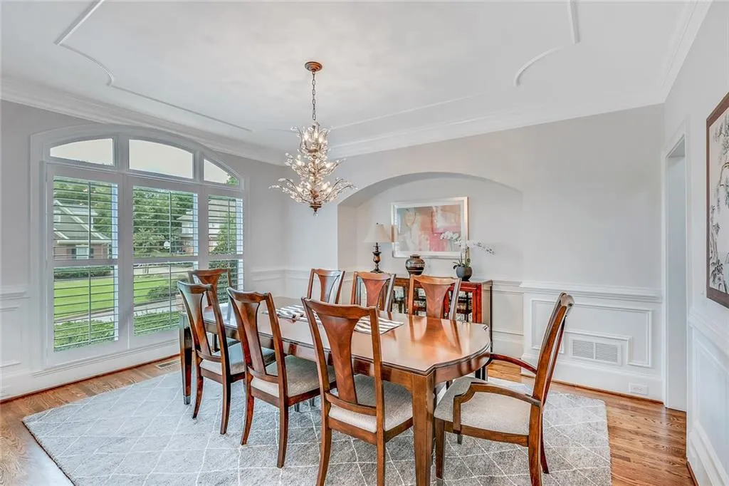 265 Spalding Springs Lane, Sandy Springs, Georgia 30350, 5 Bedrooms Bedrooms, ,4 BathroomsBathrooms,Residential,Sold,265 Spalding Springs Lane,6518661