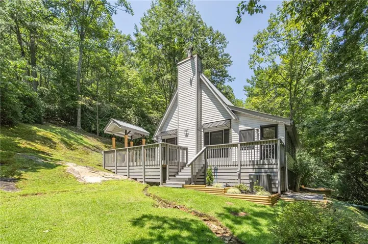 225 Cherokee Circle, Ellijay, Georgia 30536