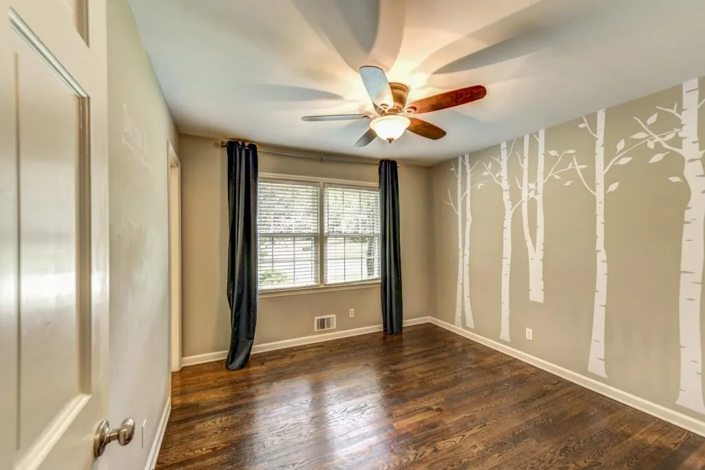 5815 Garber Drive Ne, Sandy Springs, Georgia 30328, 3 Bedrooms Bedrooms, ,2 BathroomsBathrooms,Residential,Sold,5815 Garber Drive Ne,6774346 5815 Garber Drive Ne, Sandy Springs, Georgia 30328, 3 Bedrooms Bedrooms, ,2 BathroomsBathrooms,Residential,Sold,5815 Garber Drive Ne,6774346