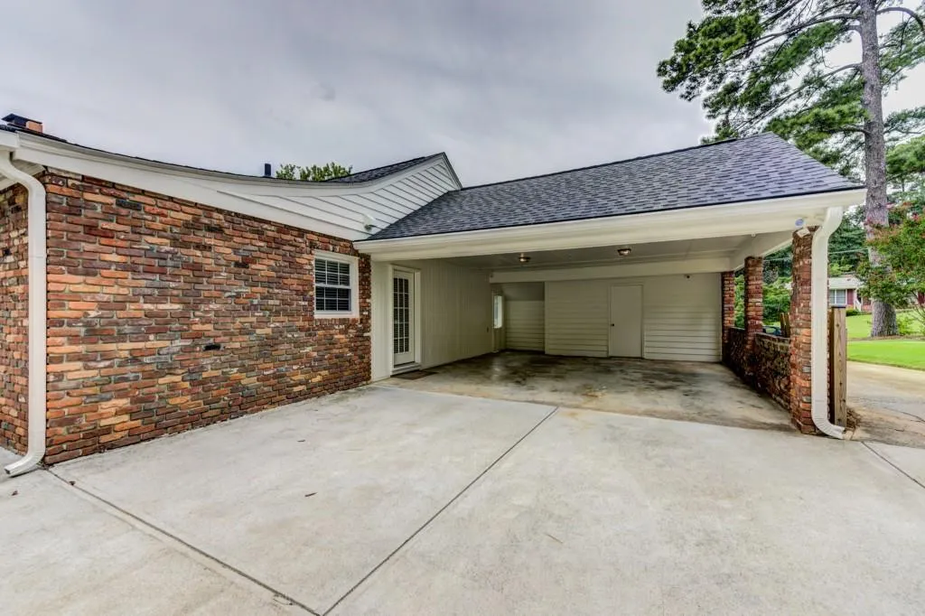 5815 Garber Drive Ne, Sandy Springs, Georgia 30328, 3 Bedrooms Bedrooms, ,2 BathroomsBathrooms,Residential,Sold,5815 Garber Drive Ne,6774346 5815 Garber Drive Ne, Sandy Springs, Georgia 30328, 3 Bedrooms Bedrooms, ,2 BathroomsBathrooms,Residential,Sold,5815 Garber Drive Ne,6774346