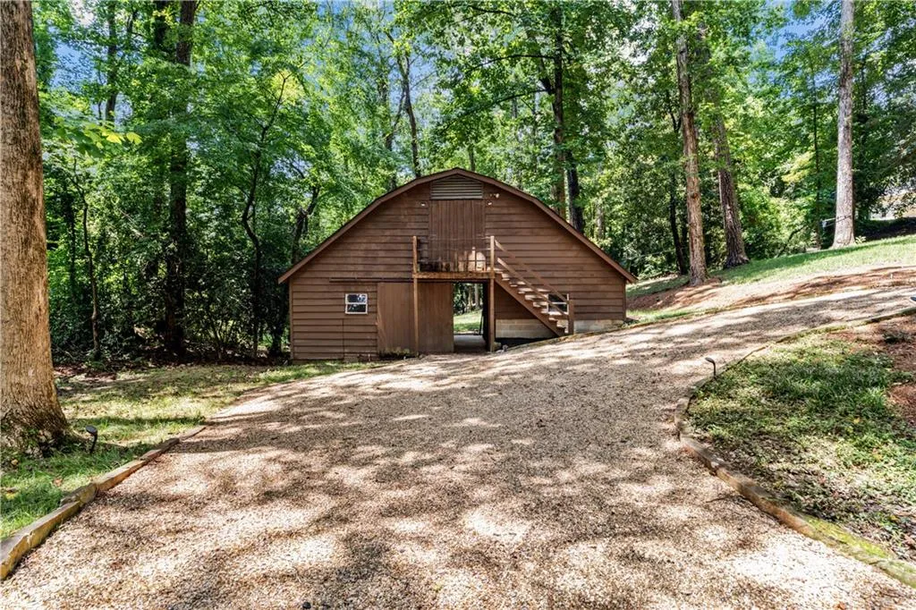737 W Conway Drive Nw, Atlanta, Georgia 30327, 4 Bedrooms Bedrooms, ,4 BathroomsBathrooms,Residential,For Sale,737 W Conway Drive Nw,7620286