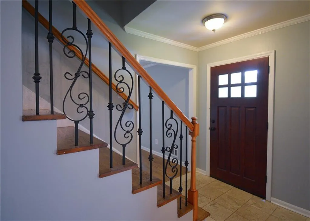 760 Spalding Drive, Atlanta, Georgia 30328, 5 Bedrooms Bedrooms, ,3 BathroomsBathrooms,Residential,Sold,760 Spalding Drive,6573433