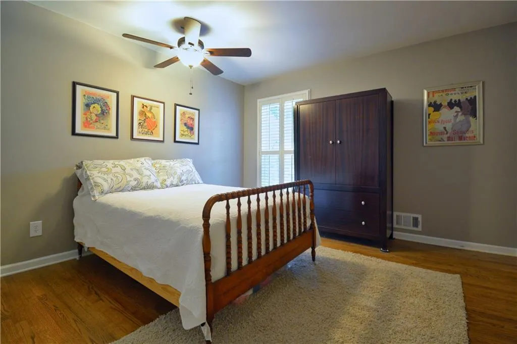 760 Spalding Drive, Atlanta, Georgia 30328, 5 Bedrooms Bedrooms, ,3 BathroomsBathrooms,Residential,Sold,760 Spalding Drive,6573433