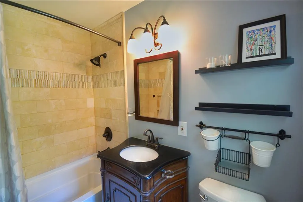 760 Spalding Drive, Atlanta, Georgia 30328, 5 Bedrooms Bedrooms, ,3 BathroomsBathrooms,Residential,Sold,760 Spalding Drive,6573433