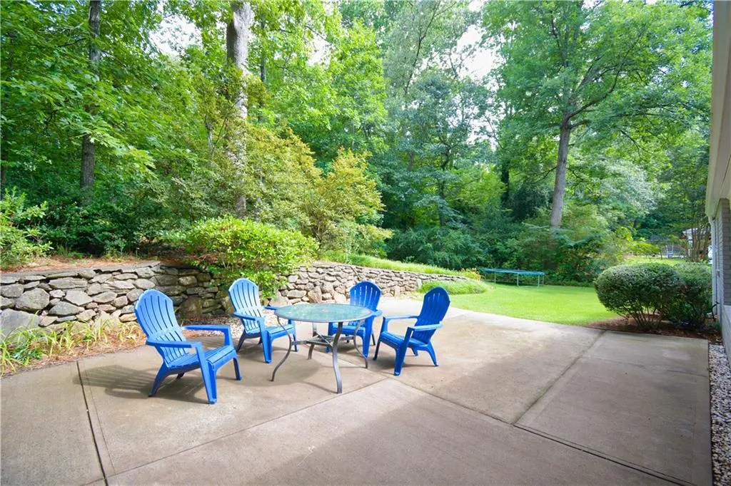 760 Spalding Drive, Atlanta, Georgia 30328, 5 Bedrooms Bedrooms, ,3 BathroomsBathrooms,Residential,Sold,760 Spalding Drive,6573433