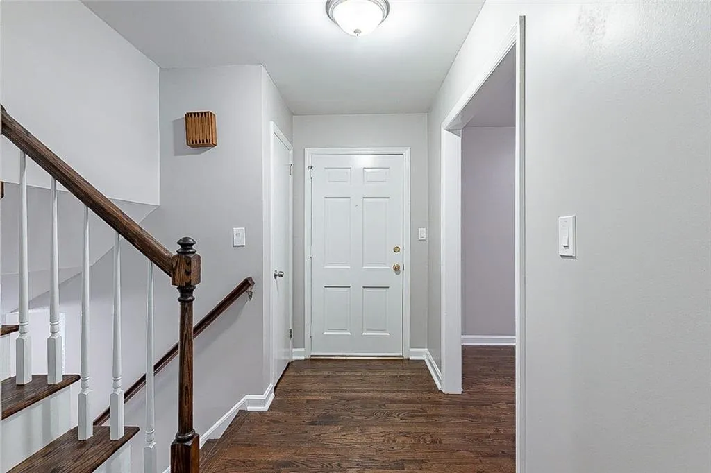 6490 Scott Valley Road, Atlanta, Georgia 30328, 4 Bedrooms Bedrooms, ,3 BathroomsBathrooms,Residential,Sold,6490 Scott Valley Road,6955730 6490 Scott Valley Road, Atlanta, Georgia 30328, 4 Bedrooms Bedrooms, ,3 BathroomsBathrooms,Residential,Sold,6490 Scott Valley Road,6955730