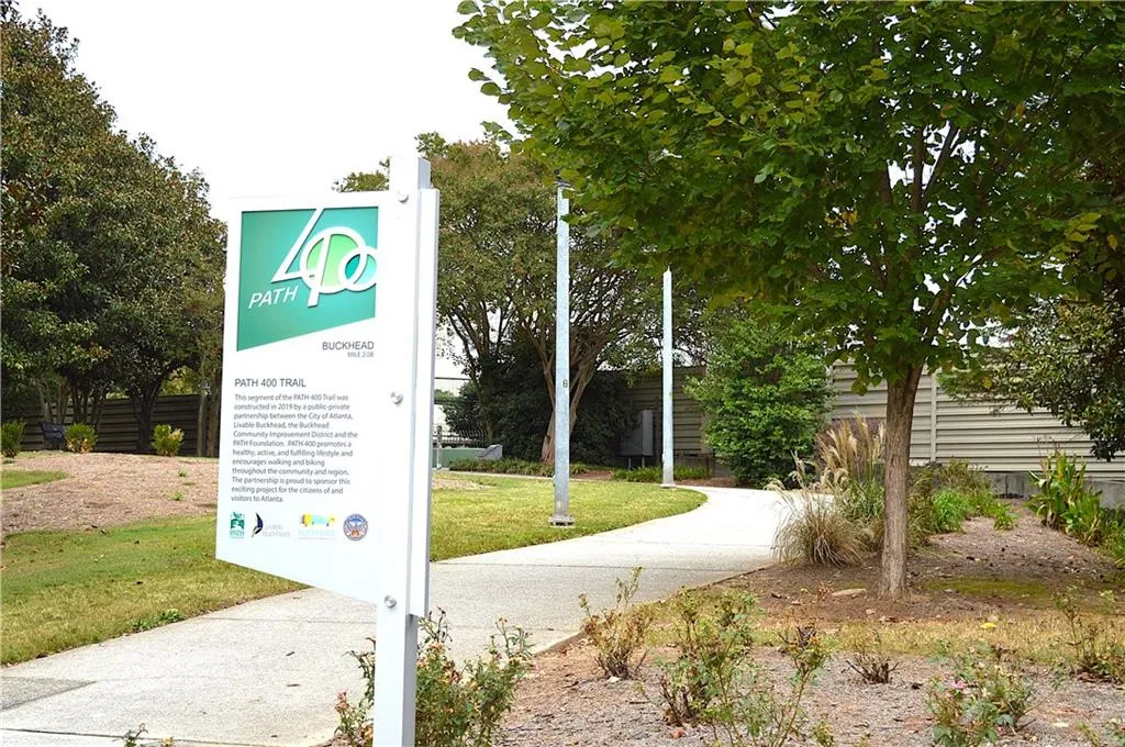 Path400 is a short walk around the block! Path400 is a short walk around the block!