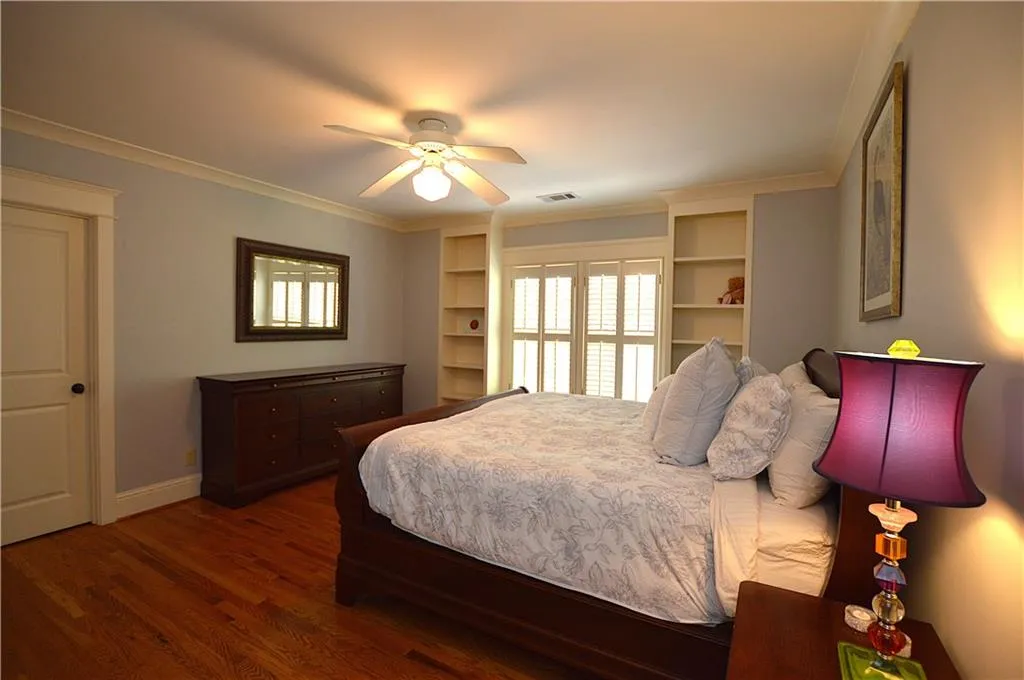 Secondary Bedroom 2 Secondary Bedroom 2