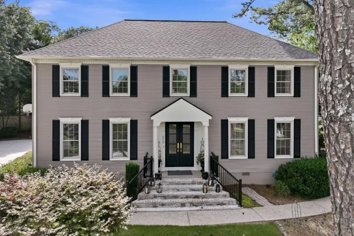 2859 Village Court, Gainesville, Georgia 30506