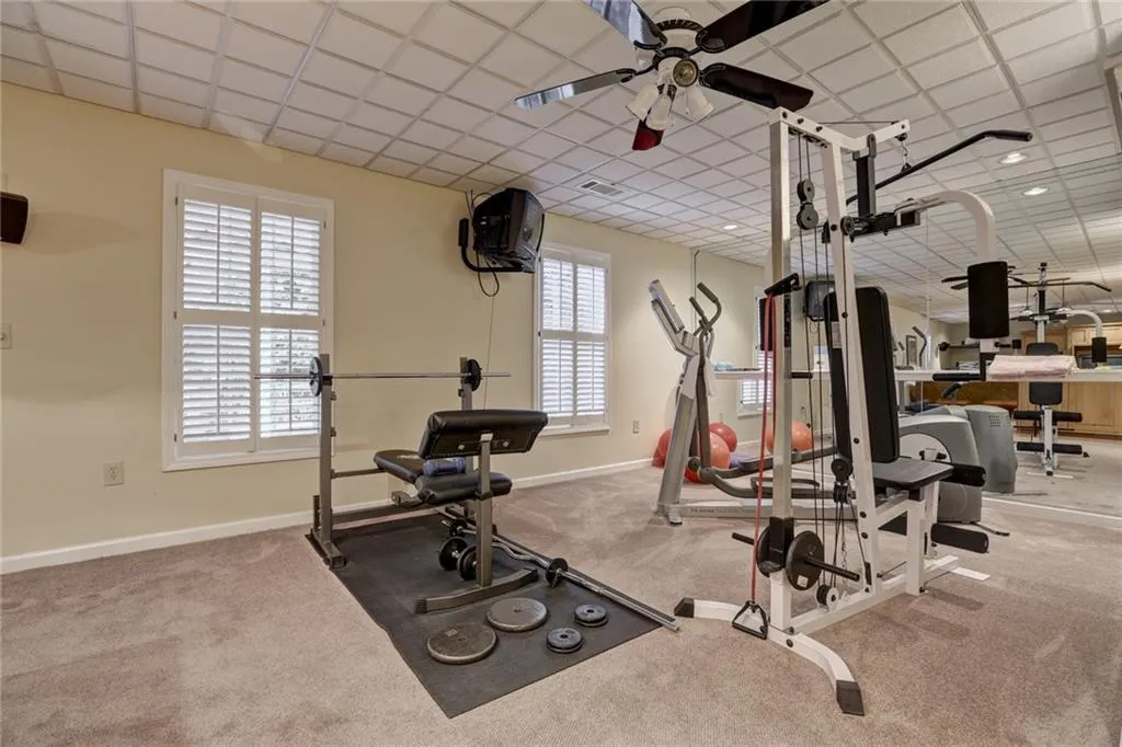 1040 Lancaster Walk, Sandy Springs, Georgia 30328, 3 Bedrooms Bedrooms, ,3 BathroomsBathrooms,Residential,Sold,1040 Lancaster Walk,5818068