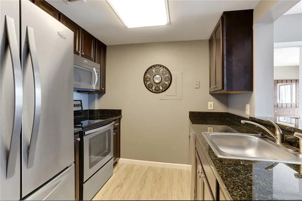 1280 W Peachtree Street Nw Unit 3109, Atlanta, Georgia 30309, 2 Bedrooms Bedrooms, ,2 BathroomsBathrooms,Residential,Sold,1280 W Peachtree Street Nw Unit 3109,5718619