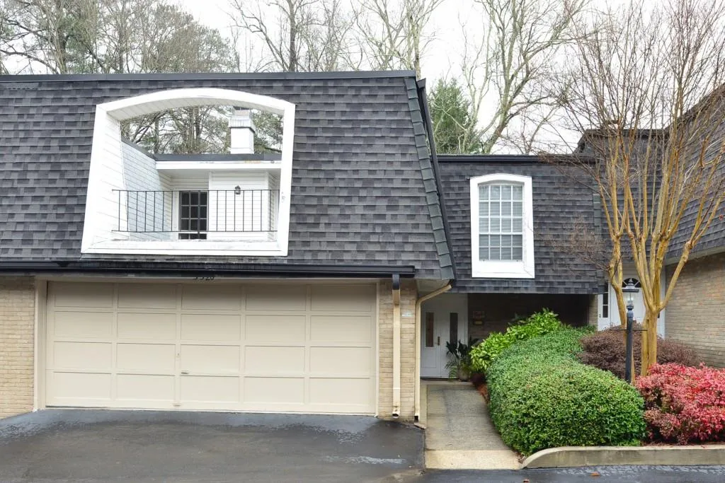 5520 Chemin De Vie Unit 5520, Sandy Springs, Georgia 30342, 3 Bedrooms Bedrooms, ,2 BathroomsBathrooms,Residential,Sold,5520 Chemin De Vie Unit 5520,5644073