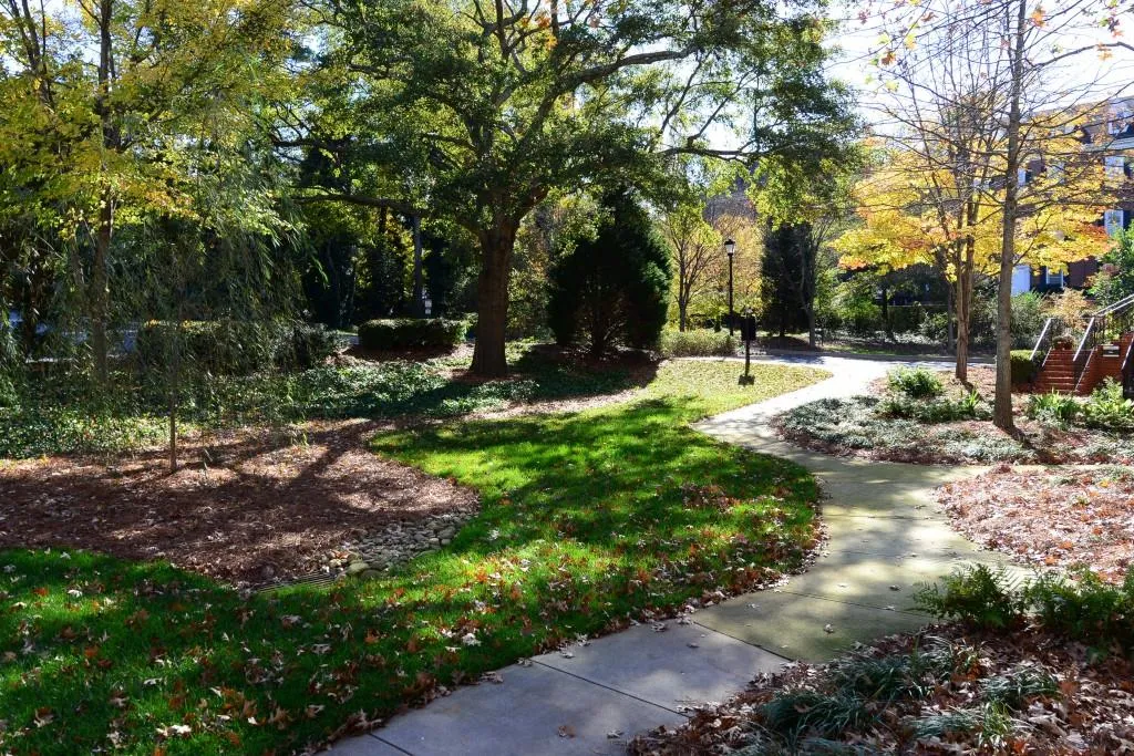 5520 Chemin De Vie Unit 5520, Sandy Springs, Georgia 30342, 3 Bedrooms Bedrooms, ,2 BathroomsBathrooms,Residential,Sold,5520 Chemin De Vie Unit 5520,5644073