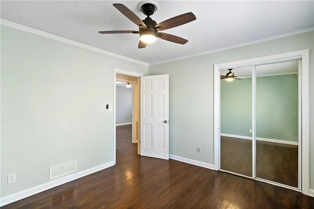 3911 Ivy Road Ne, Atlanta, Georgia 30342, 3 Bedrooms Bedrooms, ,3 BathroomsBathrooms,Residential,For Sale,3911 Ivy Road Ne,7531577