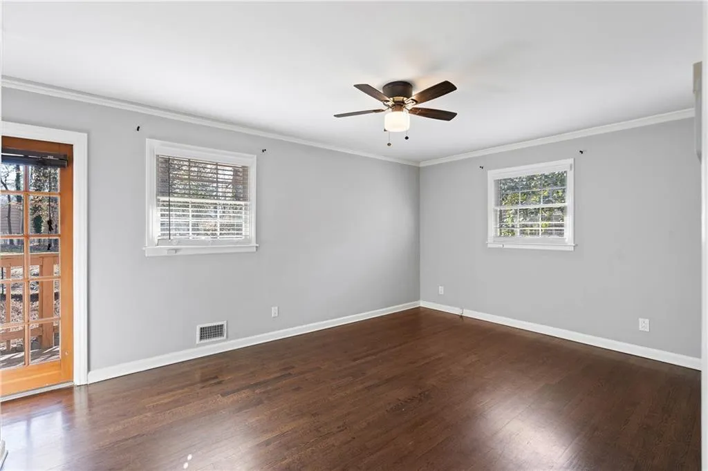 3911 Ivy Road Ne, Atlanta, Georgia 30342, 3 Bedrooms Bedrooms, ,3 BathroomsBathrooms,Residential,For Sale,3911 Ivy Road Ne,7531577