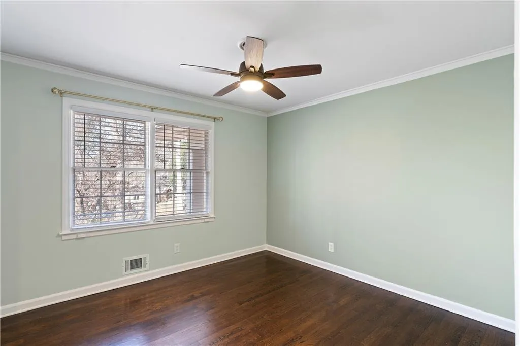 3911 Ivy Road Ne, Atlanta, Georgia 30342, 3 Bedrooms Bedrooms, ,3 BathroomsBathrooms,Residential,For Sale,3911 Ivy Road Ne,7531577