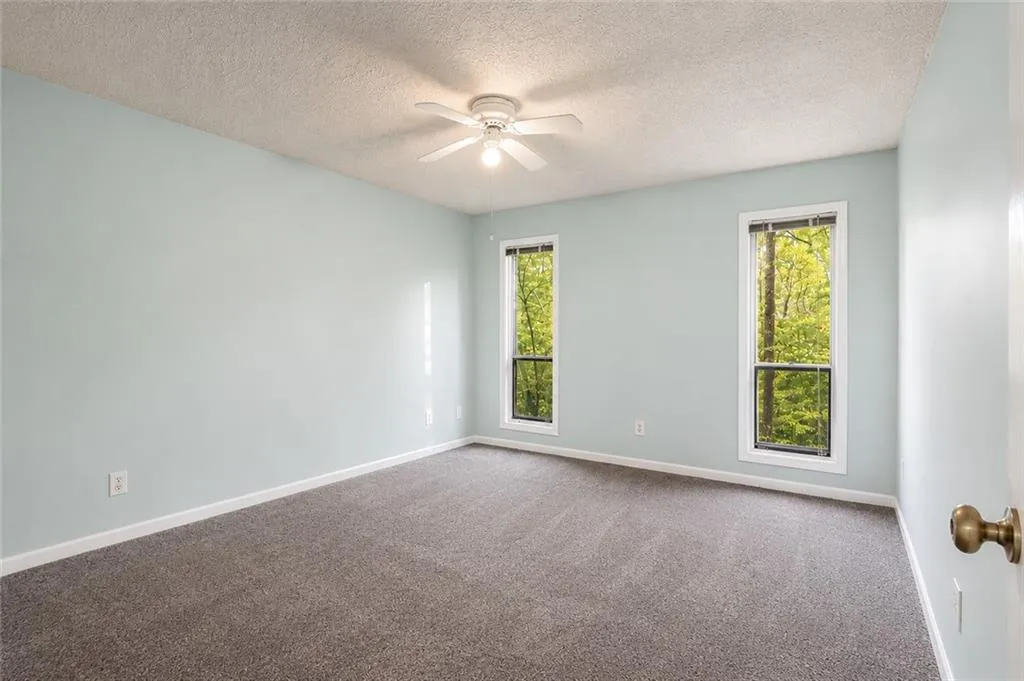 5143 Roswell Road Unit 43, Sandy Springs, Georgia 30342, 2 Bedrooms Bedrooms, 0 ,1 BathroomBathrooms,Residential,For Sale,5143 Roswell Road Unit 43,7815866