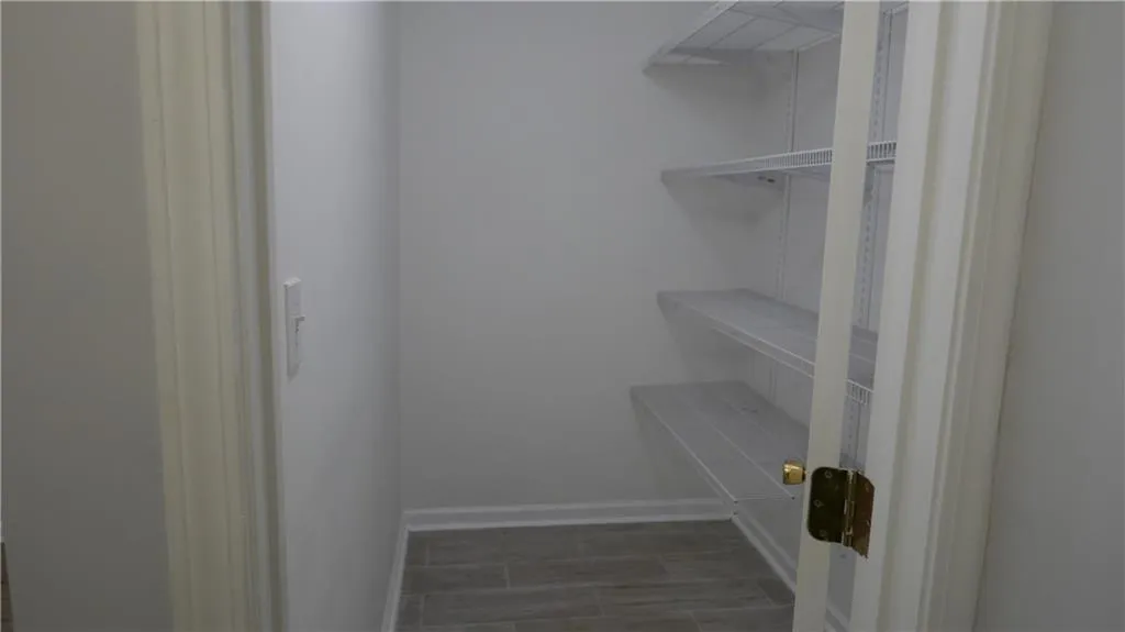 1801 Brighton Point, Sandy Springs, Georgia 30328, 3 Bedrooms Bedrooms, ,2 BathroomsBathrooms,Residential,Sold,1801 Brighton Point,6515360
