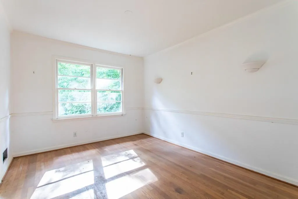 760 Starlight Lane, Atlanta, Georgia 30342, 5 Bedrooms Bedrooms, ,3 BathroomsBathrooms,Residential,Sold,760 Starlight Lane,7115231