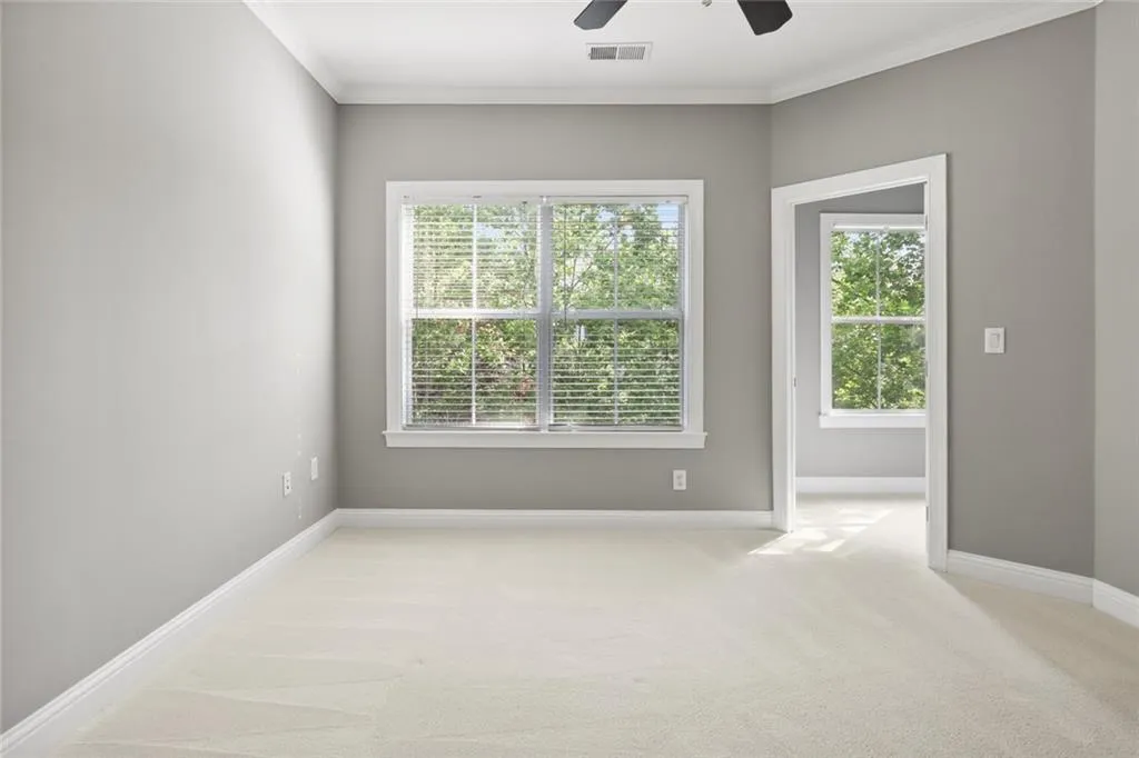 5570 Glenridge Park, Atlanta, Georgia 30342, 2 Bedrooms Bedrooms, ,2 BathroomsBathrooms,Residential,Sold,5570 Glenridge Park,7041513