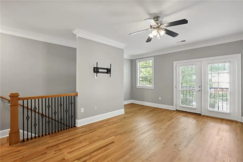 5570 Glenridge Park, Atlanta, Georgia 30342, 2 Bedrooms Bedrooms, ,2 BathroomsBathrooms,Residential,Sold,5570 Glenridge Park,7041513