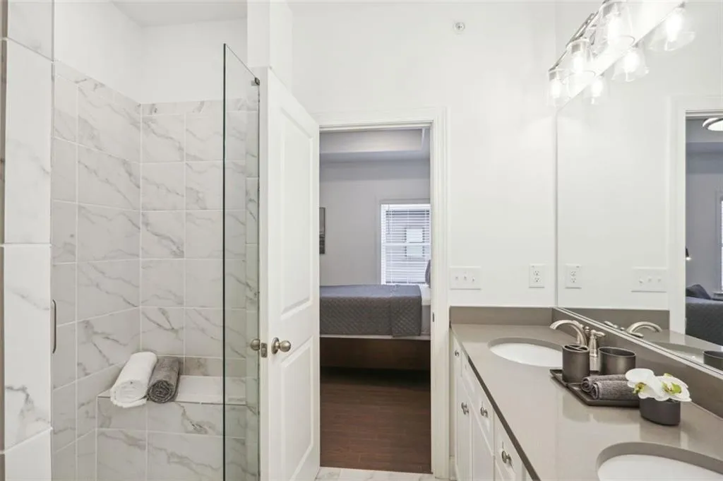 6561 Beacon Drive, Sandy Springs, Georgia 30328, 3 Bedrooms Bedrooms, ,3 BathroomsBathrooms,Residential,Sold,6561 Beacon Drive,7162701