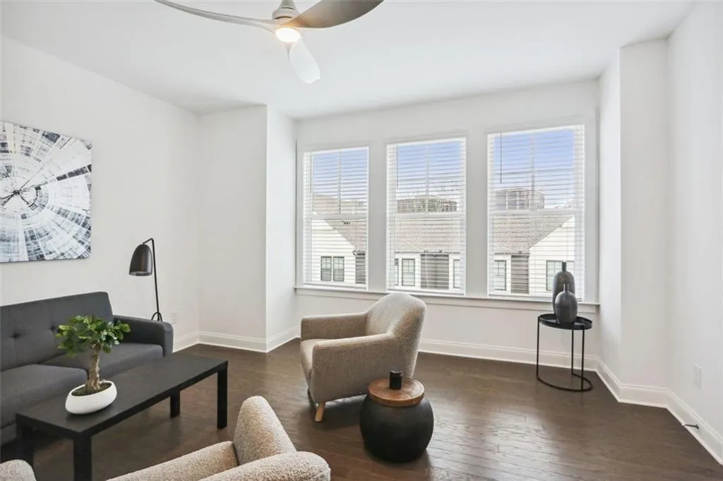 6561 Beacon Drive, Sandy Springs, Georgia 30328, 3 Bedrooms Bedrooms, ,3 BathroomsBathrooms,Residential,Sold,6561 Beacon Drive,7162701