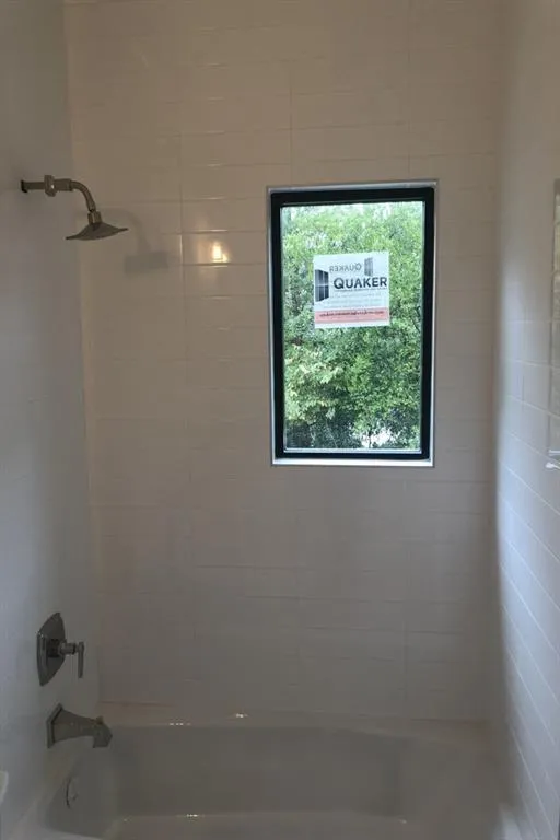 4736 Lake Forrest Drive, Sandy Springs, Georgia 30342, 6 Bedrooms Bedrooms, ,6 BathroomsBathrooms,Residential,Sold,4736 Lake Forrest Drive,6067843