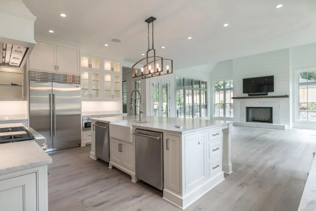 4736 Lake Forrest Drive, Sandy Springs, Georgia 30342, 6 Bedrooms Bedrooms, ,6 BathroomsBathrooms,Residential,Sold,4736 Lake Forrest Drive,6067843