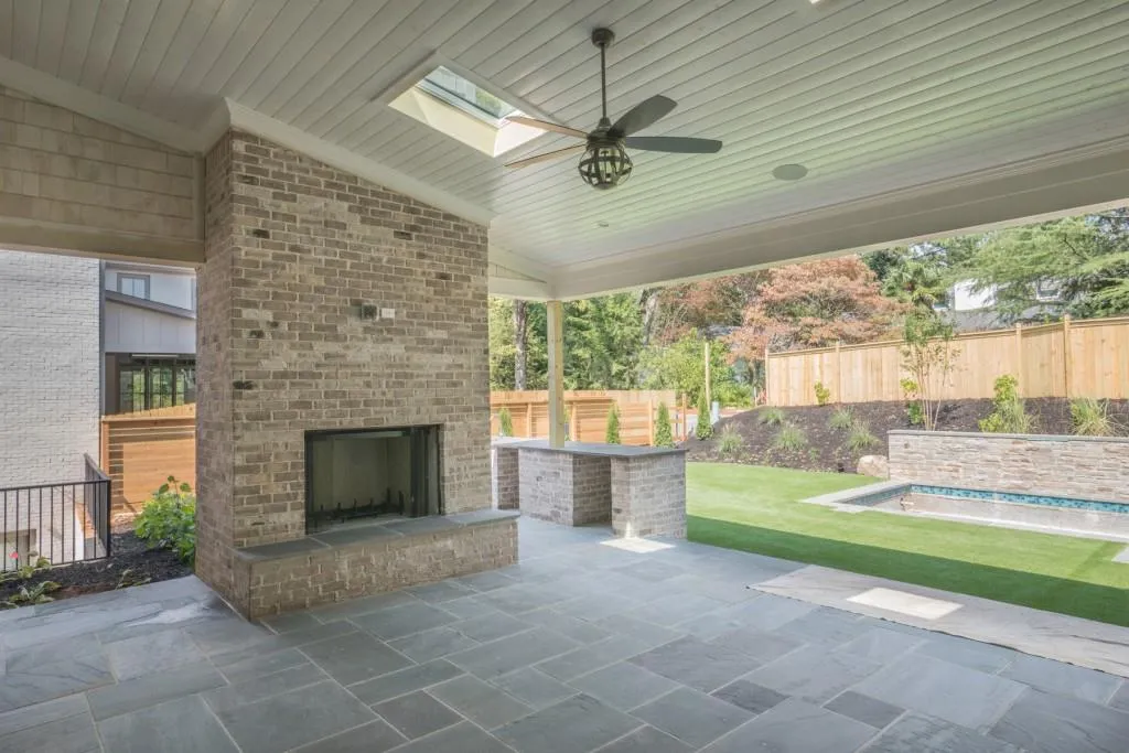 4736 Lake Forrest Drive, Sandy Springs, Georgia 30342, 6 Bedrooms Bedrooms, ,6 BathroomsBathrooms,Residential,Sold,4736 Lake Forrest Drive,6067843