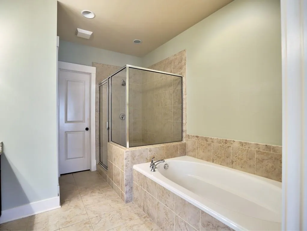 1006 River Vista Drive, Atlanta, Georgia 30339, 4 Bedrooms Bedrooms, ,4 BathroomsBathrooms,Residential,Sold,1006 River Vista Drive,6069269