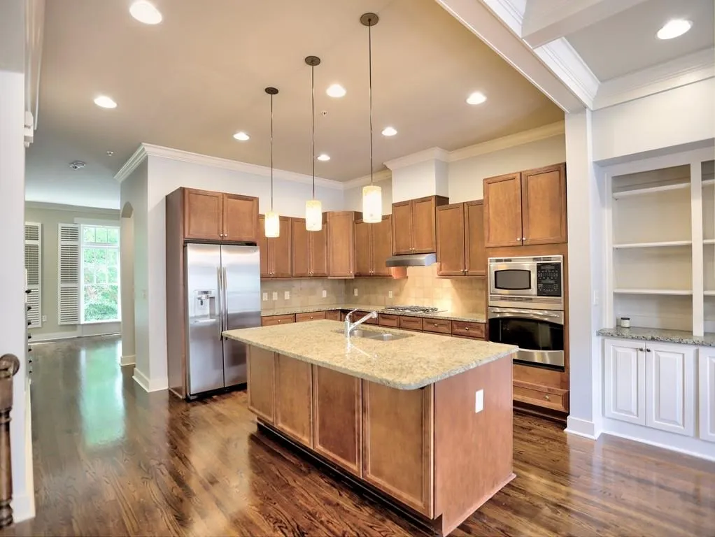 1006 River Vista Drive, Atlanta, Georgia 30339, 4 Bedrooms Bedrooms, ,4 BathroomsBathrooms,Residential,Sold,1006 River Vista Drive,6069269