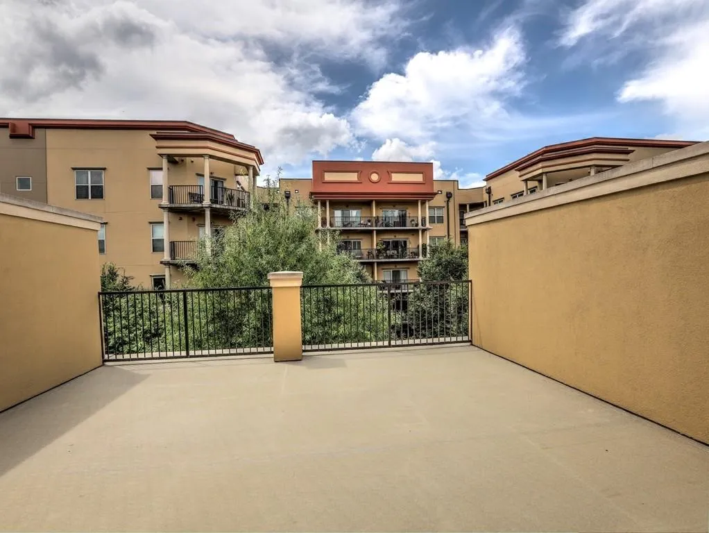 1006 River Vista Drive, Atlanta, Georgia 30339, 4 Bedrooms Bedrooms, ,4 BathroomsBathrooms,Residential,Sold,1006 River Vista Drive,6069269